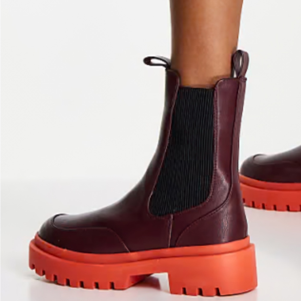 Burgundy Orange Platform Chelsea Boots Size 7.5